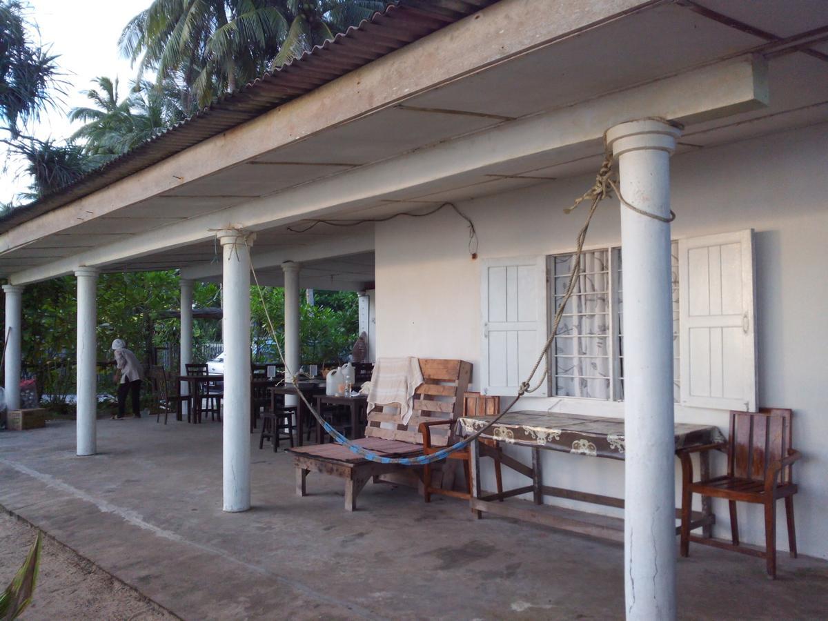 Pandan Beach Homestay Kampong Pandan Dış mekan fotoğraf